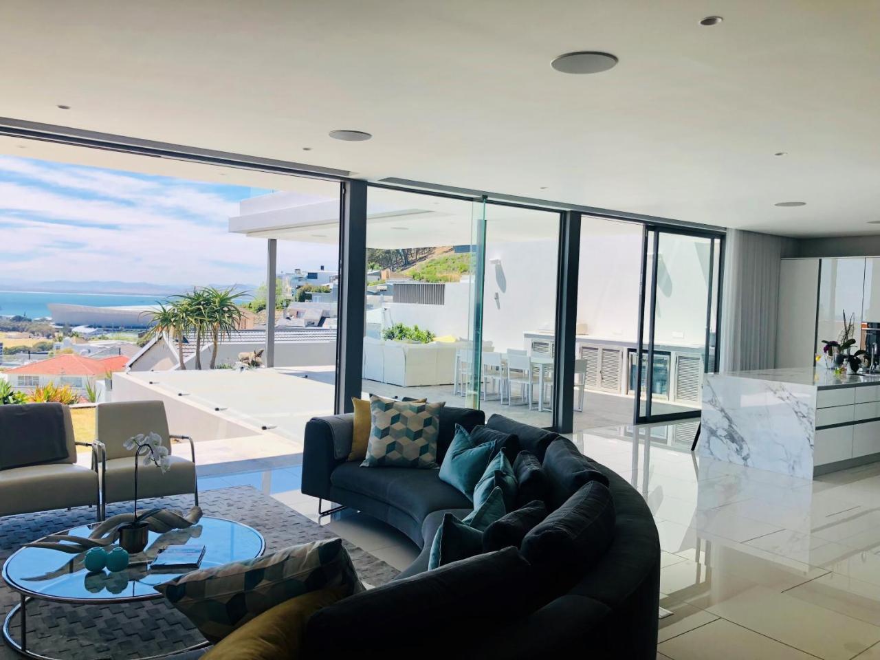 Villa Upper Sea View